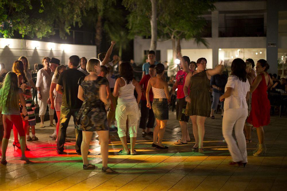 Larissa Beach Club Side Exterior foto